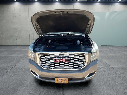 Used 2019 GMC Yukon XL Denali w/ Open Road Package AWD/4WD image 14