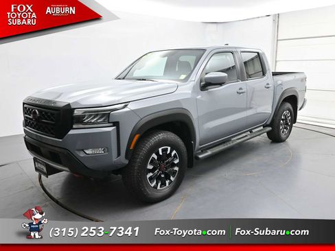 Used 2023 Nissan Frontier PRO-4X AWD/4WD image 2