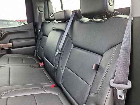 Certified 2022 Chevrolet Silverado 1500 LT Trail Boss w/ Convenience Package II AWD/4WD image 28