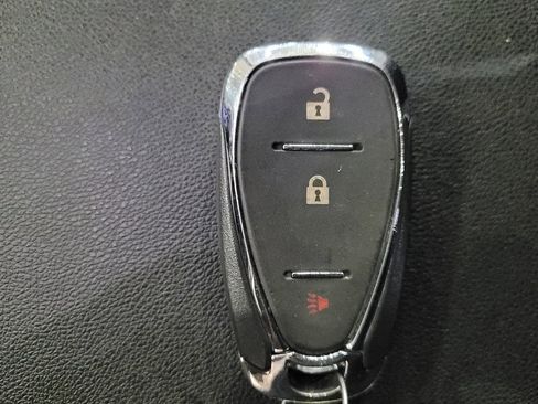 Used 2019 Chevrolet Equinox LS w/ LS Convenience Package FWD image 32