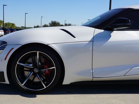 Used 2022 Toyota Supra Premium image 10