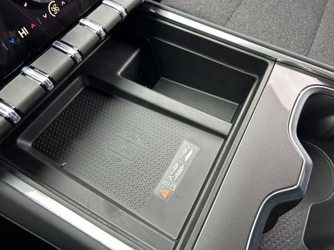 New 2026 GMC Acadia Elevation image 30