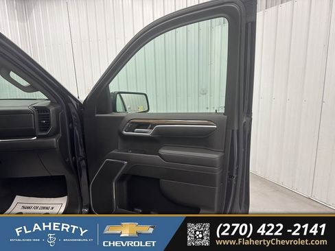 Used 2022 Chevrolet Silverado 1500 RST image 12
