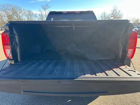 Used 2024 GMC Sierra 1500 Elevation image 13