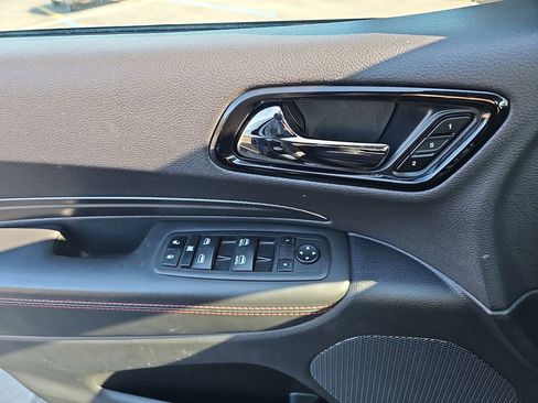 Used 2024 Dodge Durango GT image 33