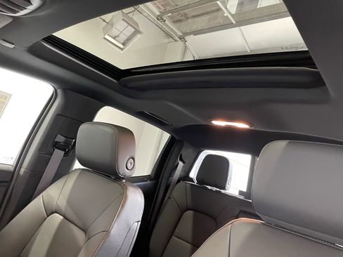 New 2026 GMC Canyon Elevation w/ Convenience Package image 11