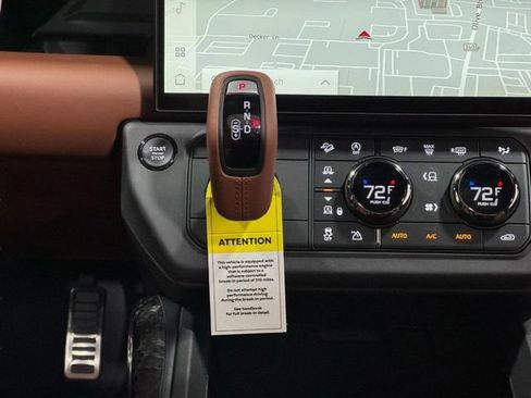 New 2026 Land Rover Defender 110 OCTA AWD/4WD image 17