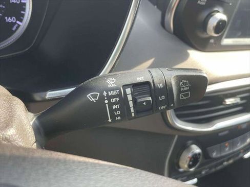 Used 2019 Hyundai Santa Fe SE image 21