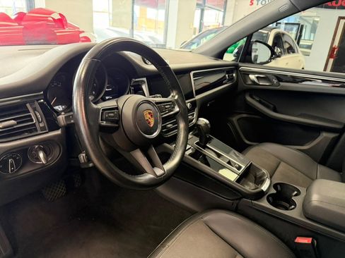 Used 2022 Porsche Macan AWD/4WD image 20