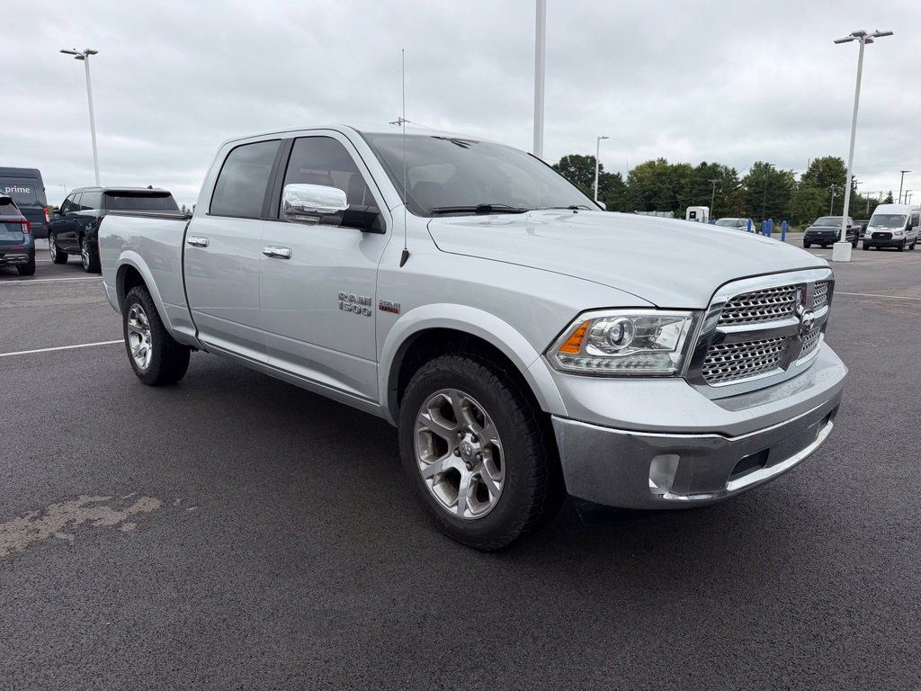 Used 2018 RAM 1500 Laramie AWD/4WD image 4