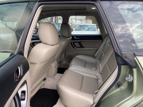 Used 2006 Subaru Outback 3.0R L.L. Bean image 11