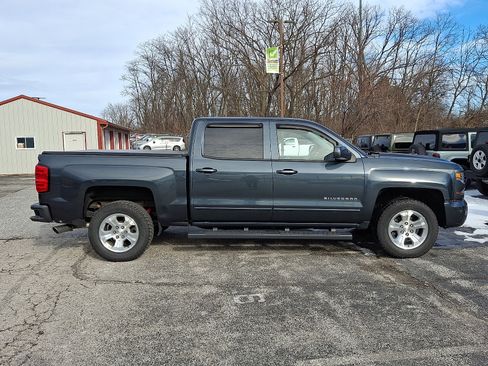 Used 2018 Chevrolet Silverado 1500 LT w/ All Star Edition image 9