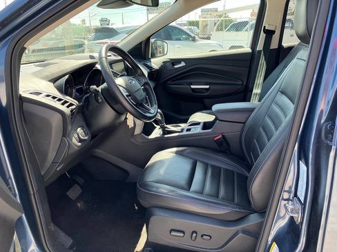 Used 2018 Ford Escape SEL w/ Ford Safe & Smart Package AWD/4WD image 4