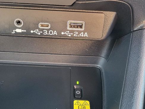 Used 2024 Subaru Crosstrek 2.5i Limited image 19