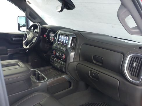 Used 2022 Chevrolet Silverado 2500 LTZ w/ LTZ Premium Package AWD/4WD image 29