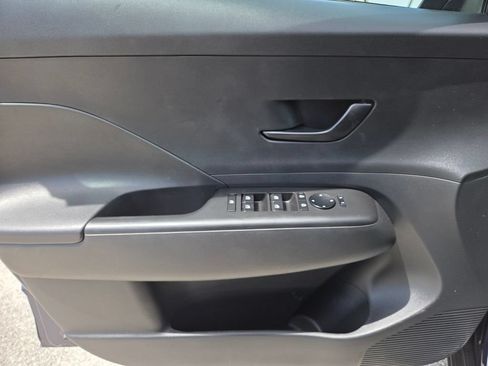 Used 2024 Hyundai Kona SEL AWD/4WD image 30