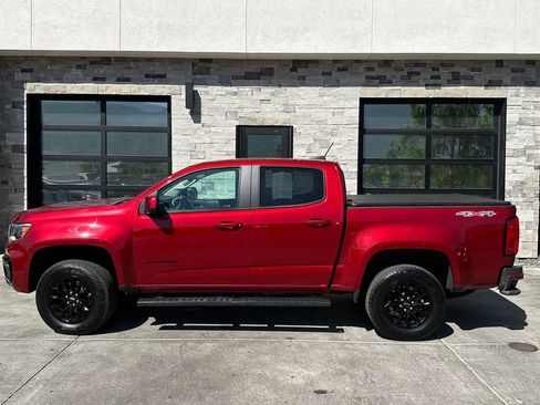 Used 2022 Chevrolet Colorado LT w/ Trail Boss Package AWD/4WD image 6