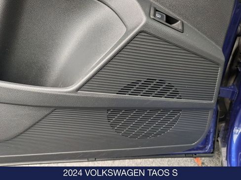 Used 2024 Volkswagen Taos S image 15