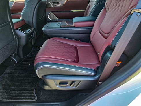 Used 2025 INFINITI QX80 Autograph image 36