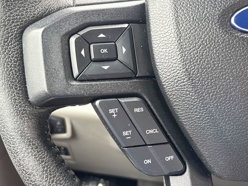 Used 2016 Ford F150 XLT w/ Equipment Group 302A Luxury RWD image 20