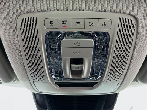 Used 2024 Mercedes-Benz GLS 580 4MATIC image 18