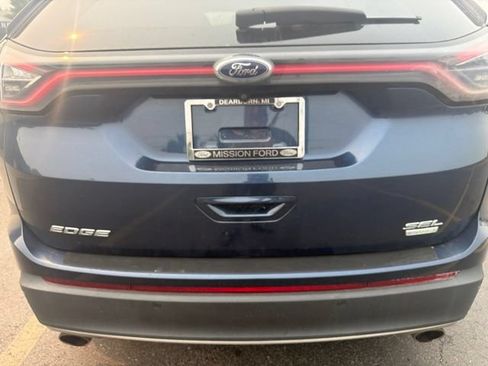 Used 2017 Ford Edge SEL FWD image 9