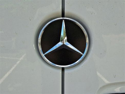 Used 2025 Mercedes-Benz Sprinter 2500 image 28