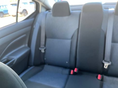 Used 2025 Nissan Versa SV FWD image 36