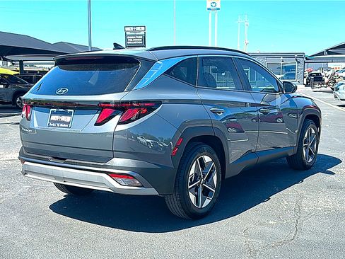 Used 2026 Hyundai Tucson SEL FWD image 8