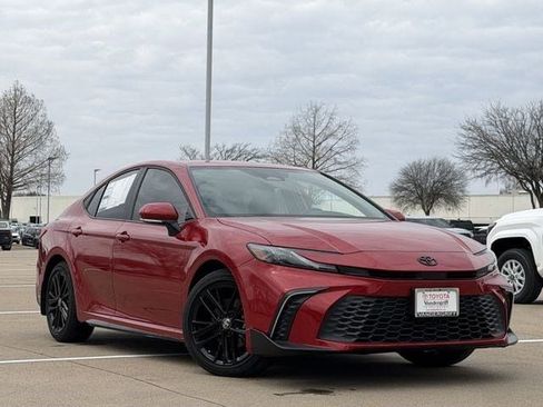 New 2026 Toyota Camry SE image 2