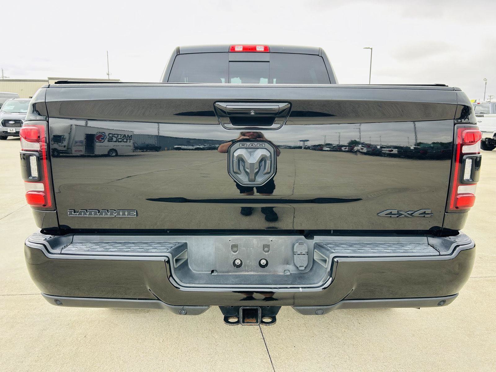 Used 2020 RAM 3500 Laramie w/ Night Edition AWD/4WD image 36