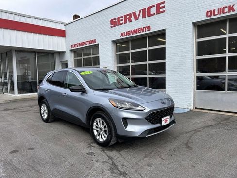 Used 2022 Ford Escape SE w/ Convenience Package image 1