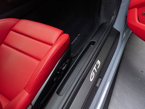 Certified 2023 Porsche 911 GT3 RWD image 41