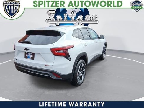 New 2026 Chevrolet Trax RS w/ Driver Confidence Package image 7