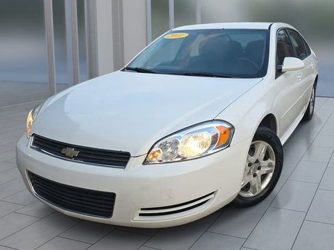 Used 2011 Chevrolet Impala LS image 1