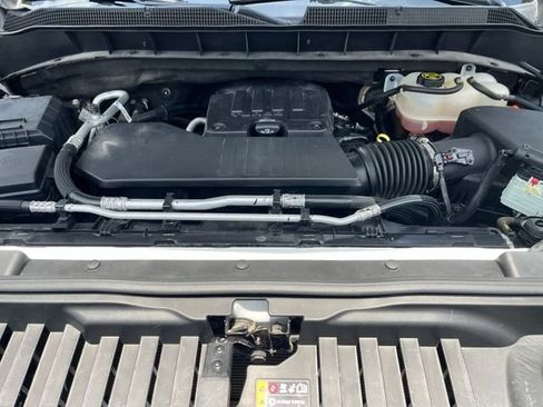 Used 2023 Chevrolet Silverado 1500 LT RWD image 30