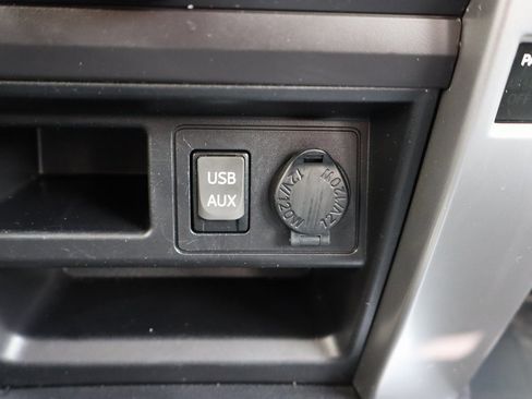 Used 2016 Toyota 4Runner SR5 image 16