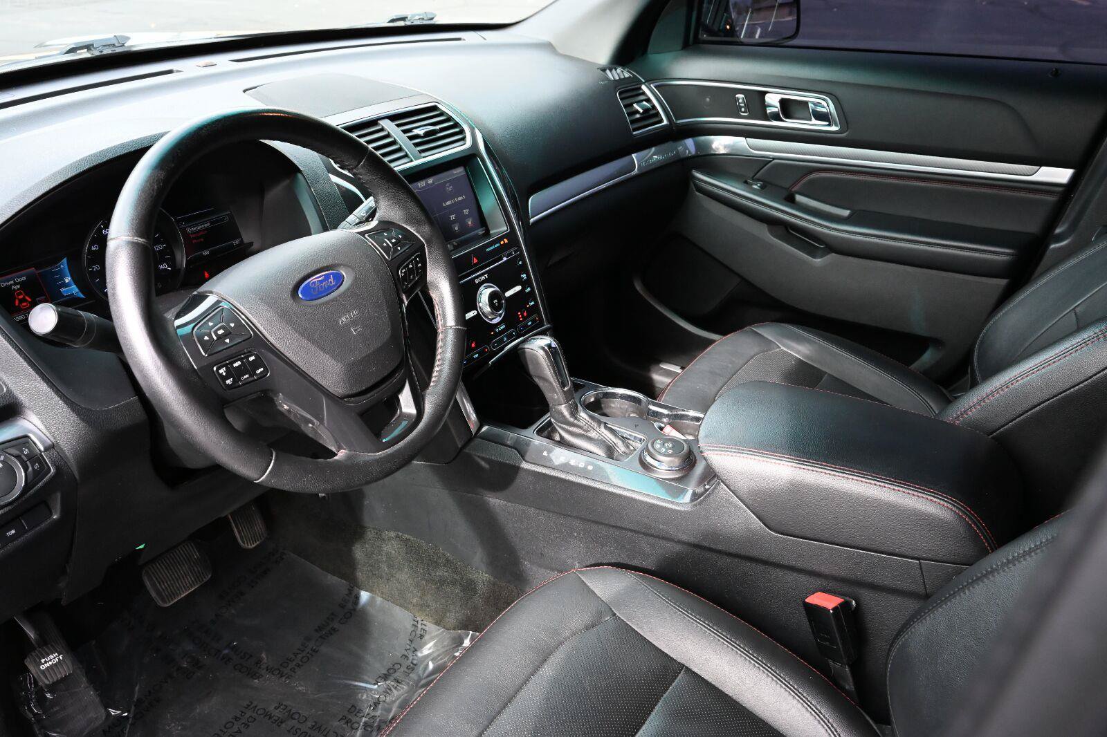 Used 2016 Ford Explorer Sport AWD/4WD image 2
