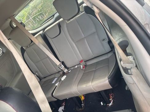 Used 2019 Kia Sedona EX FWD image 18