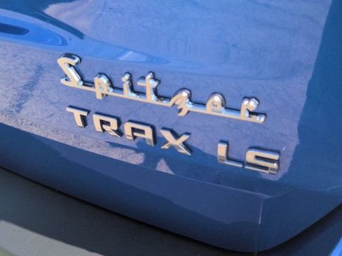 Used 2016 Chevrolet Trax LS FWD image 32