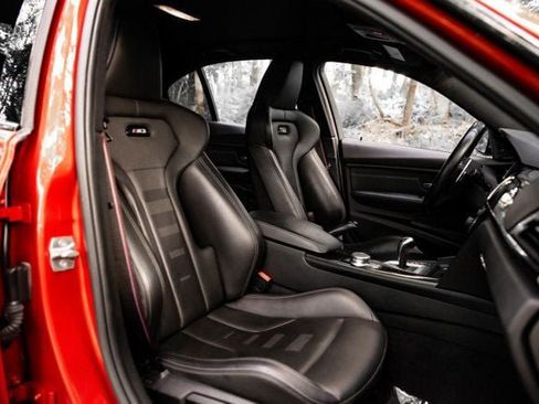 Used 2018 BMW M3 RWD image 14