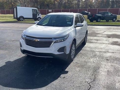 Certified 2023 Chevrolet Equinox LT image 3