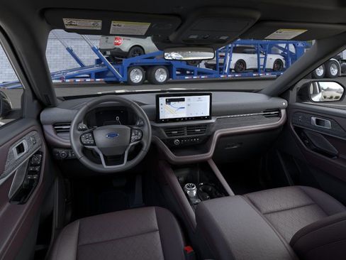 New 2026 Ford Explorer Platinum image 9