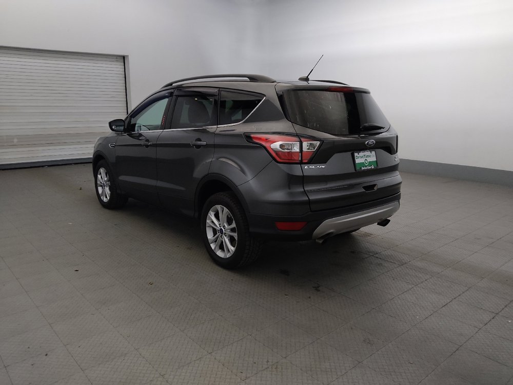 Used 2017 Ford Escape SE w/ SE Leather Comfort Package AWD/4WD image 5
