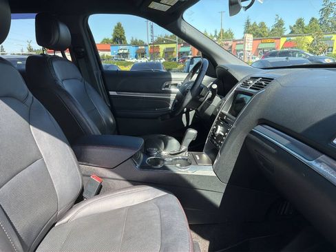 Used 2017 Ford Explorer Sport AWD/4WD image 15