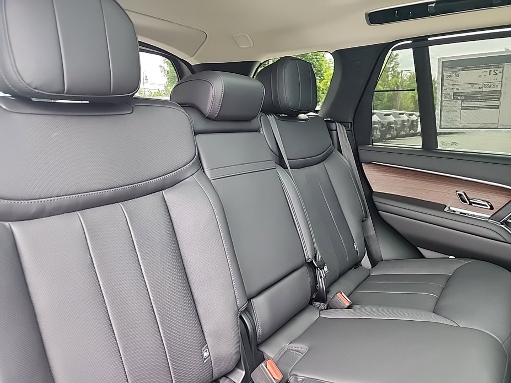 New 2027 Land Rover Range Rover SE AWD/4WD image 18