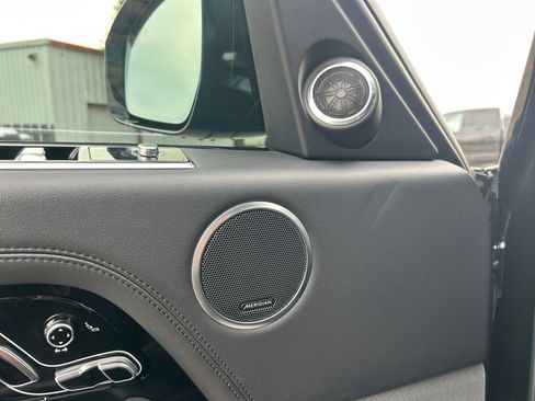 Used 2019 Land Rover Range Rover HSE image 27