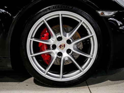 Used 2014 Porsche 911 Carrera 4S image 48