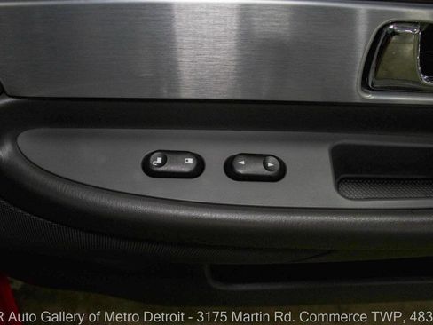 Used 2002 Ford Thunderbird Deluxe image 34