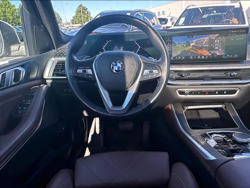Used 2024 BMW X5 xDrive50e w/ Climate Comfort Package AWD/4WD image 11
